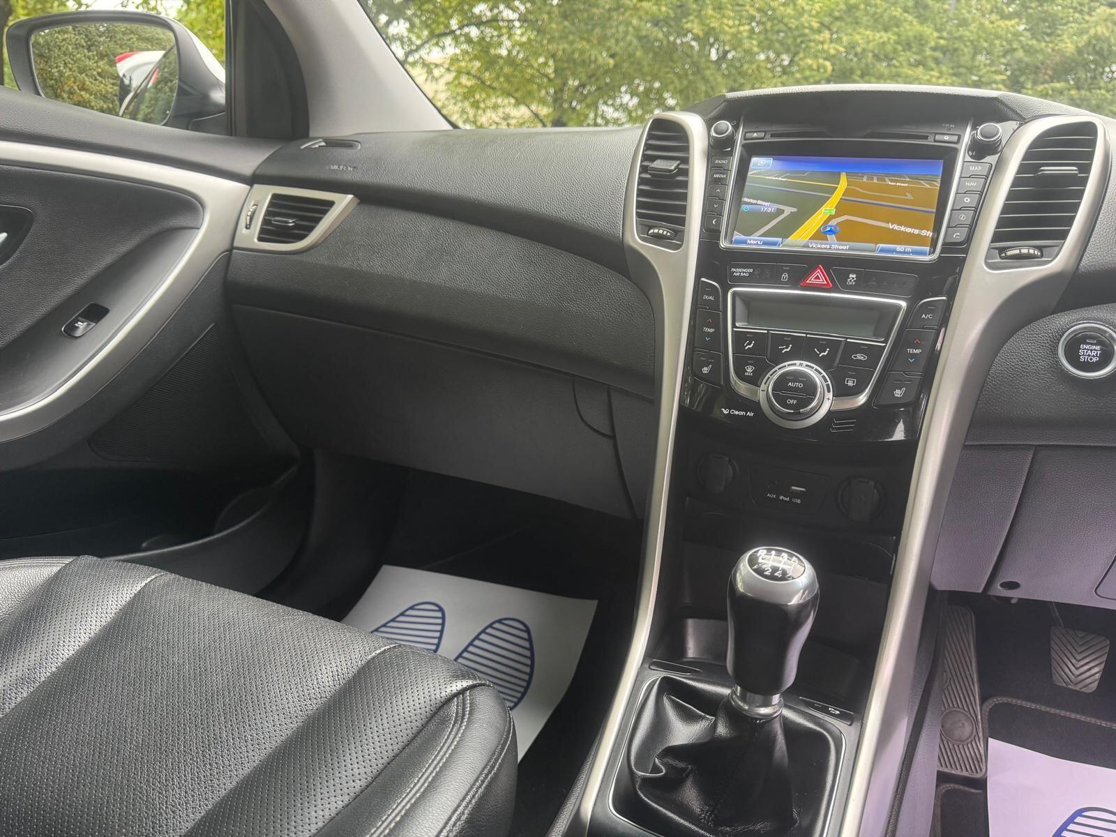 Hyundai i30 - Image 19