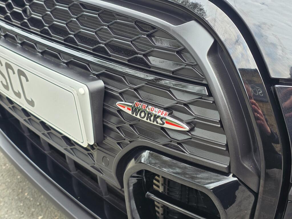 MINI Hatch - Image 18