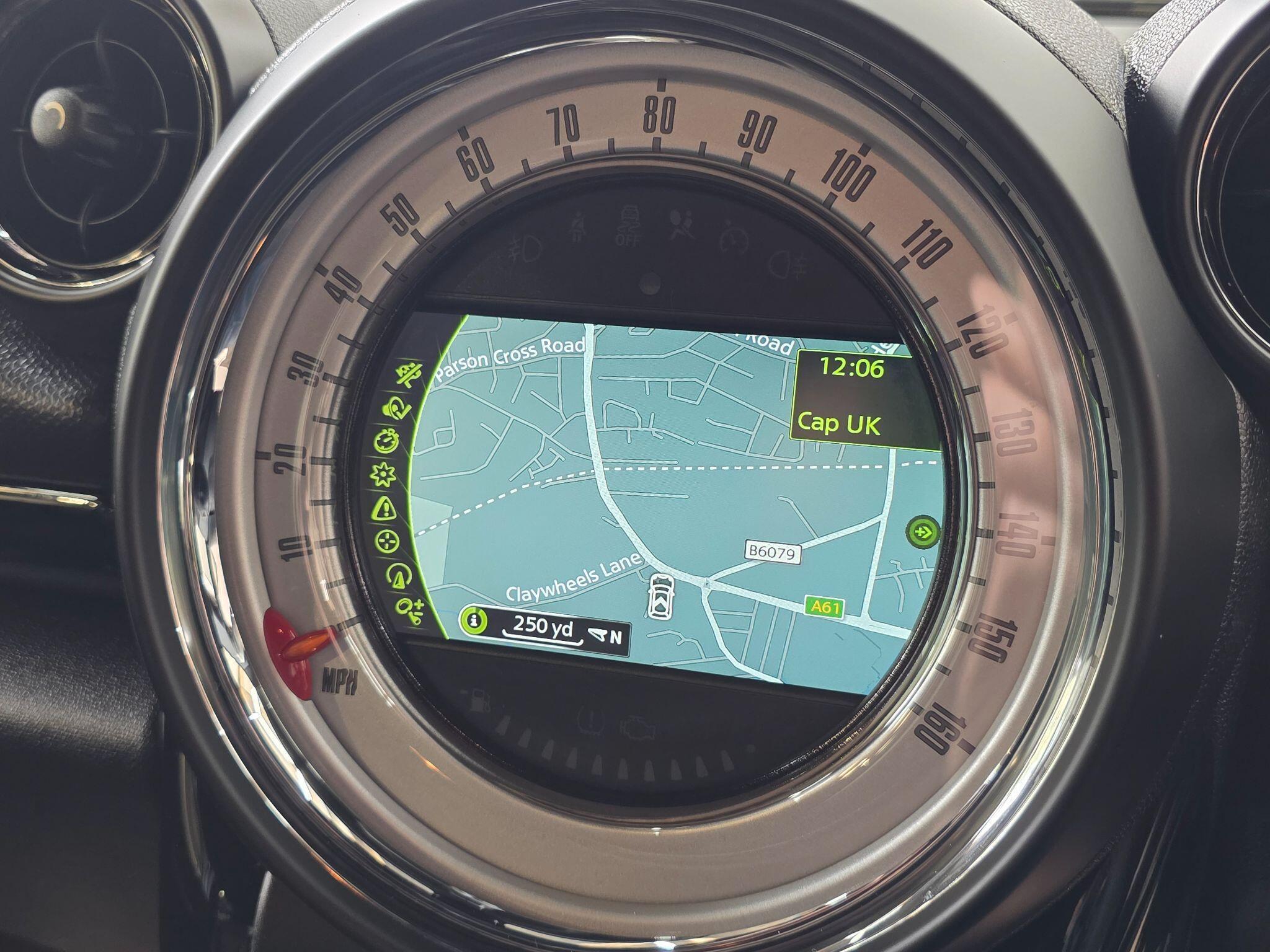 MINI Countryman - Image 15