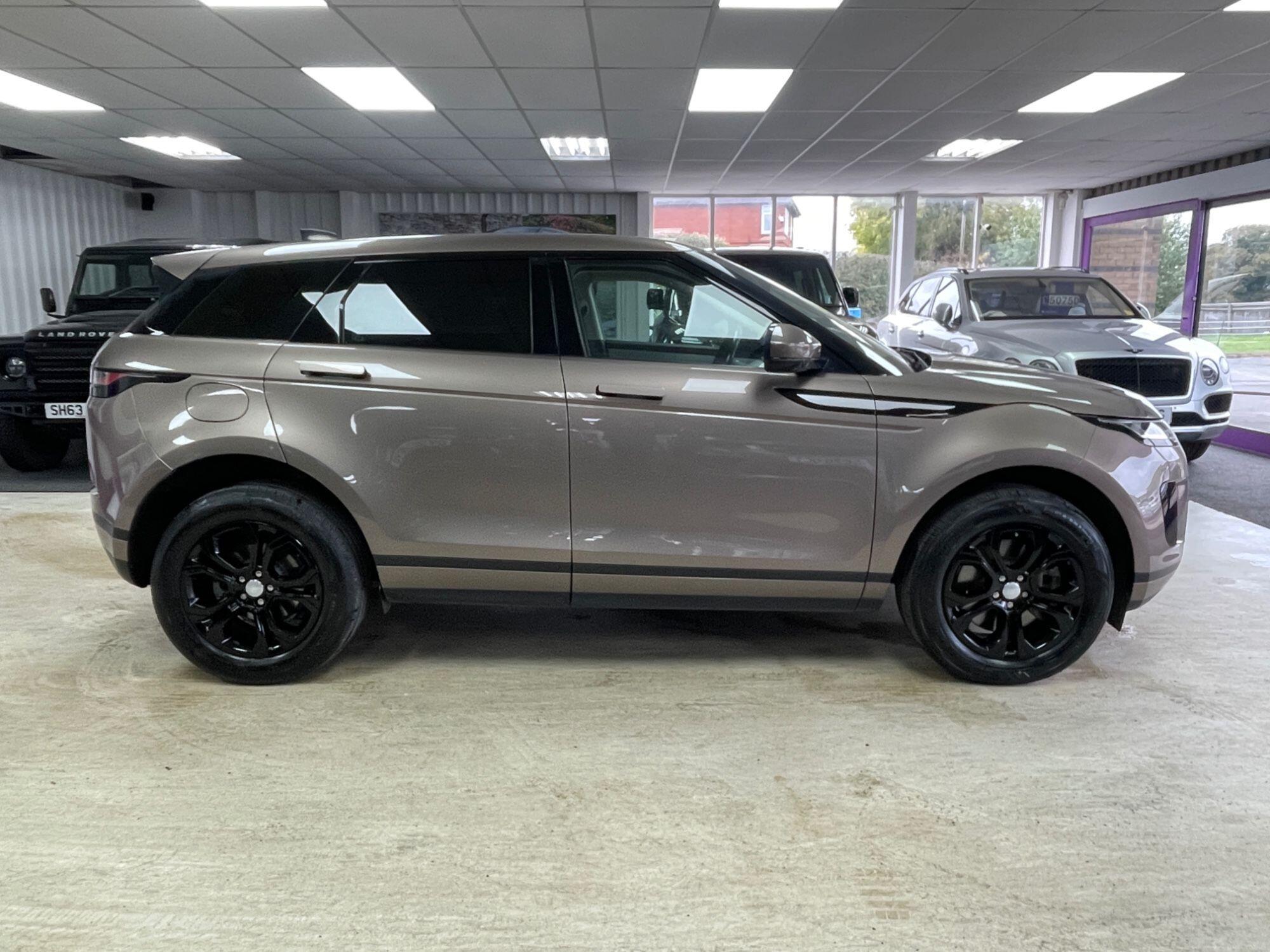 Land Rover Range Rover Evoque - Image 11
