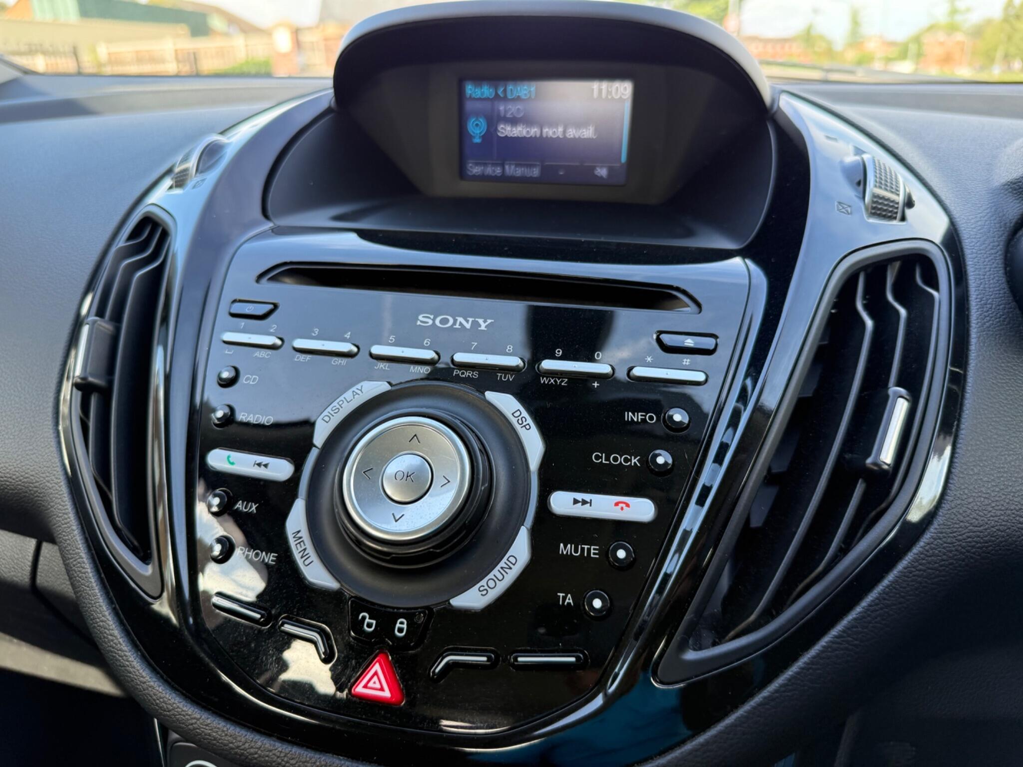 Ford B-Max - Image 15