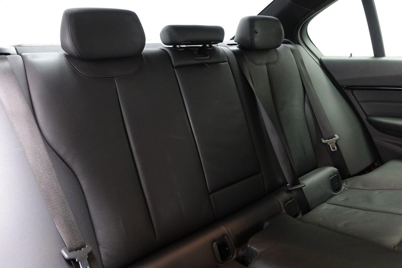 BMW 3 Series - Image 27