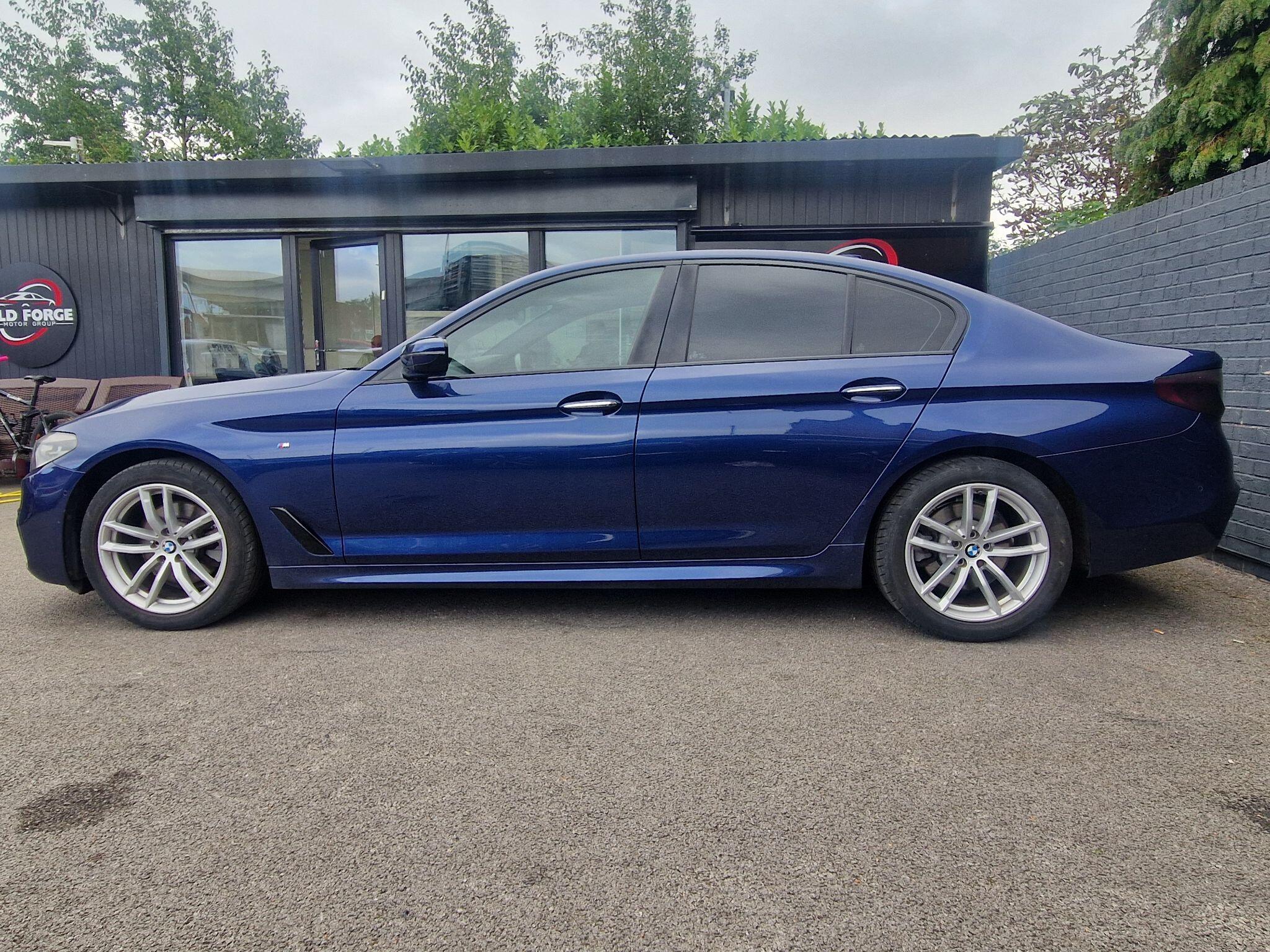 BMW 5 Series - Image 6