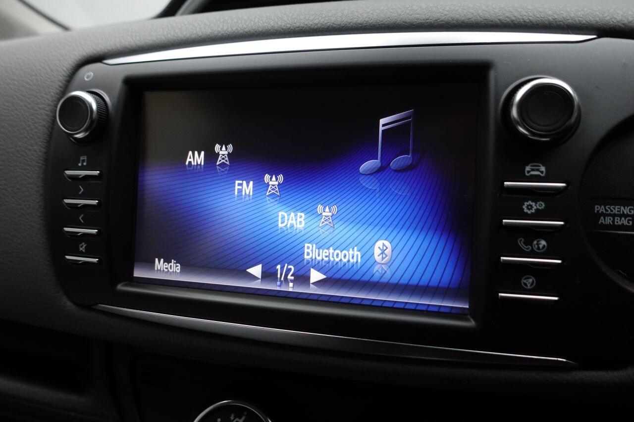 Toyota Yaris - Image 4