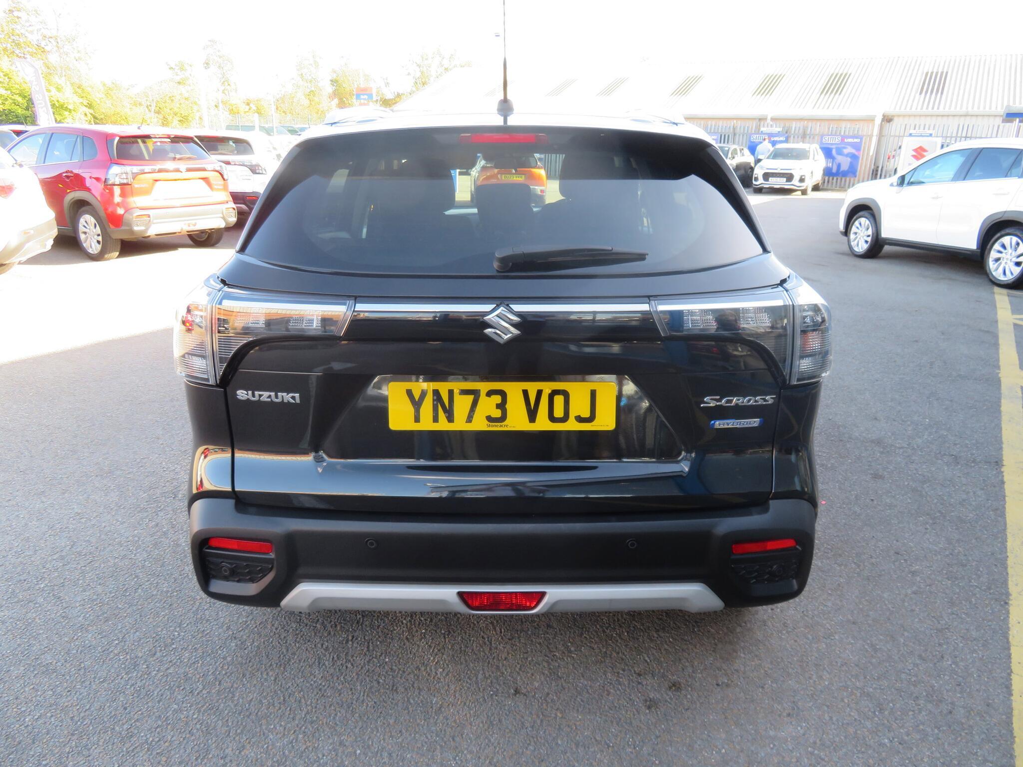 Suzuki S-Cross - Image 16