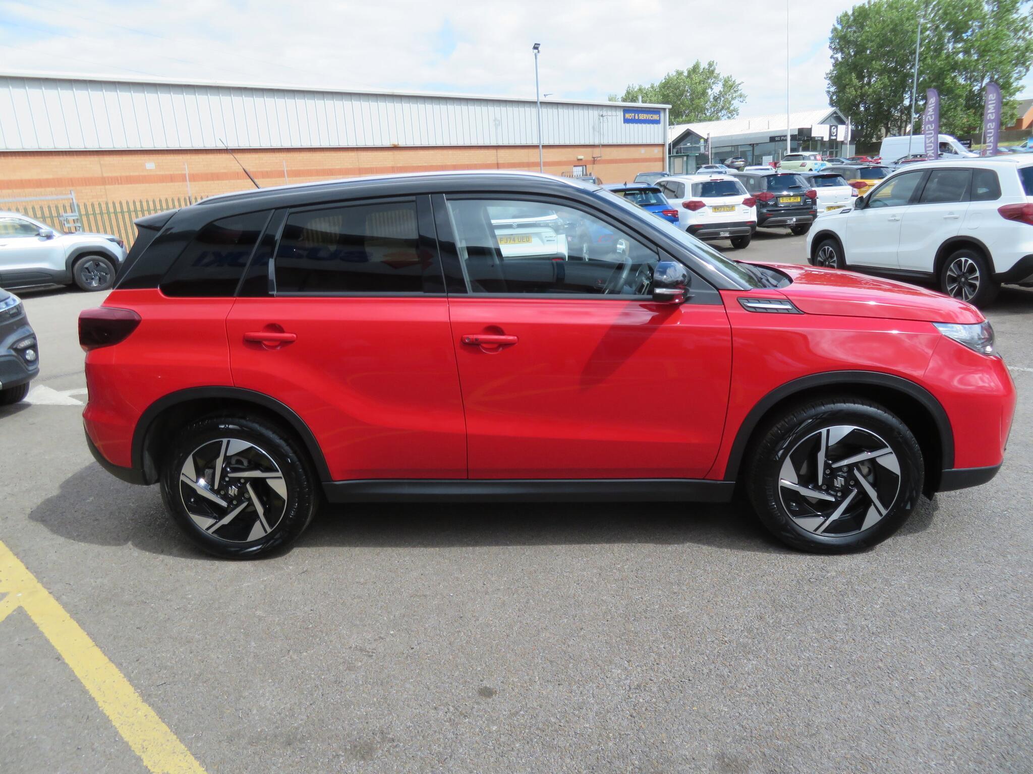Suzuki Vitara - Image 8