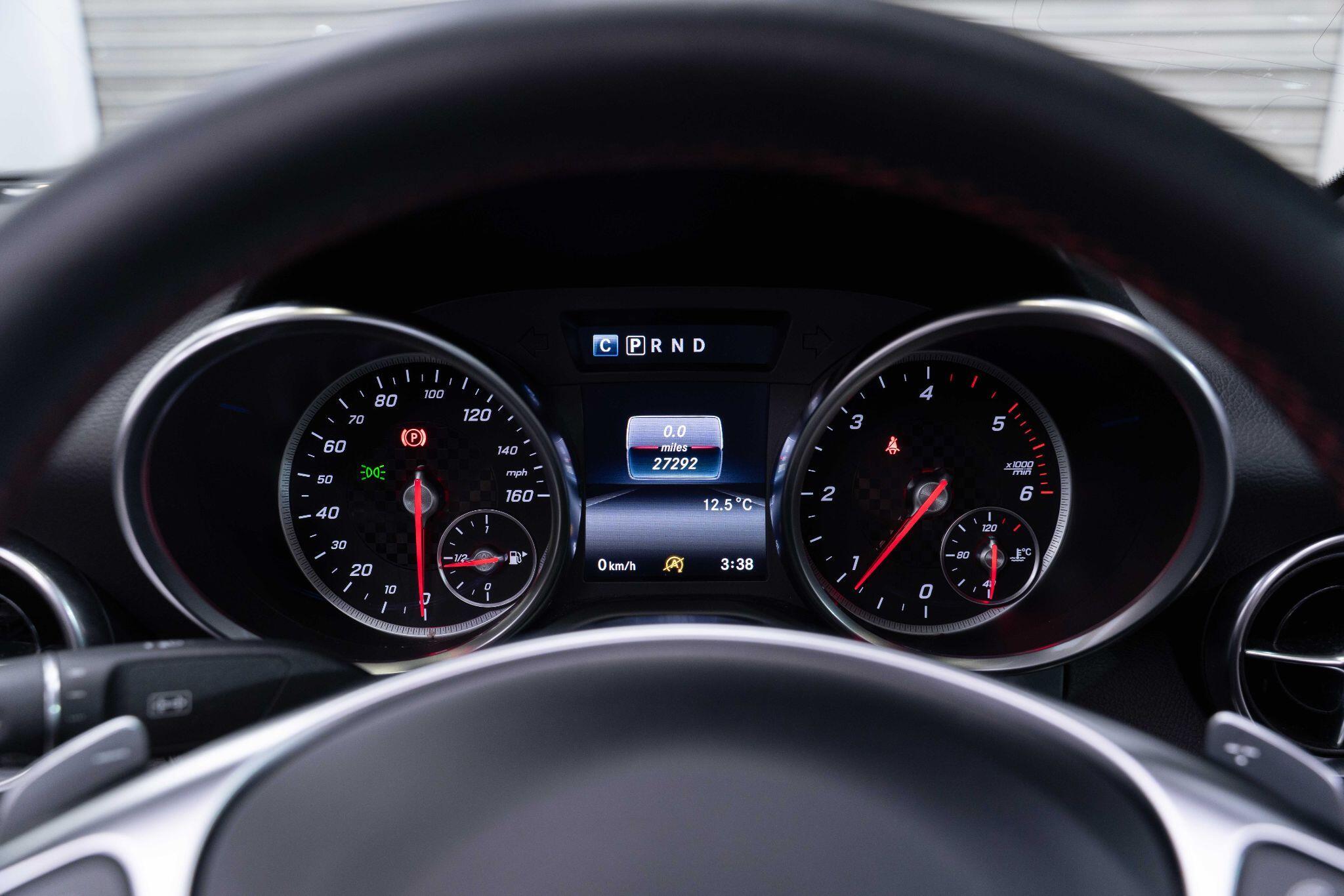 Mercedes SLC - Image 26