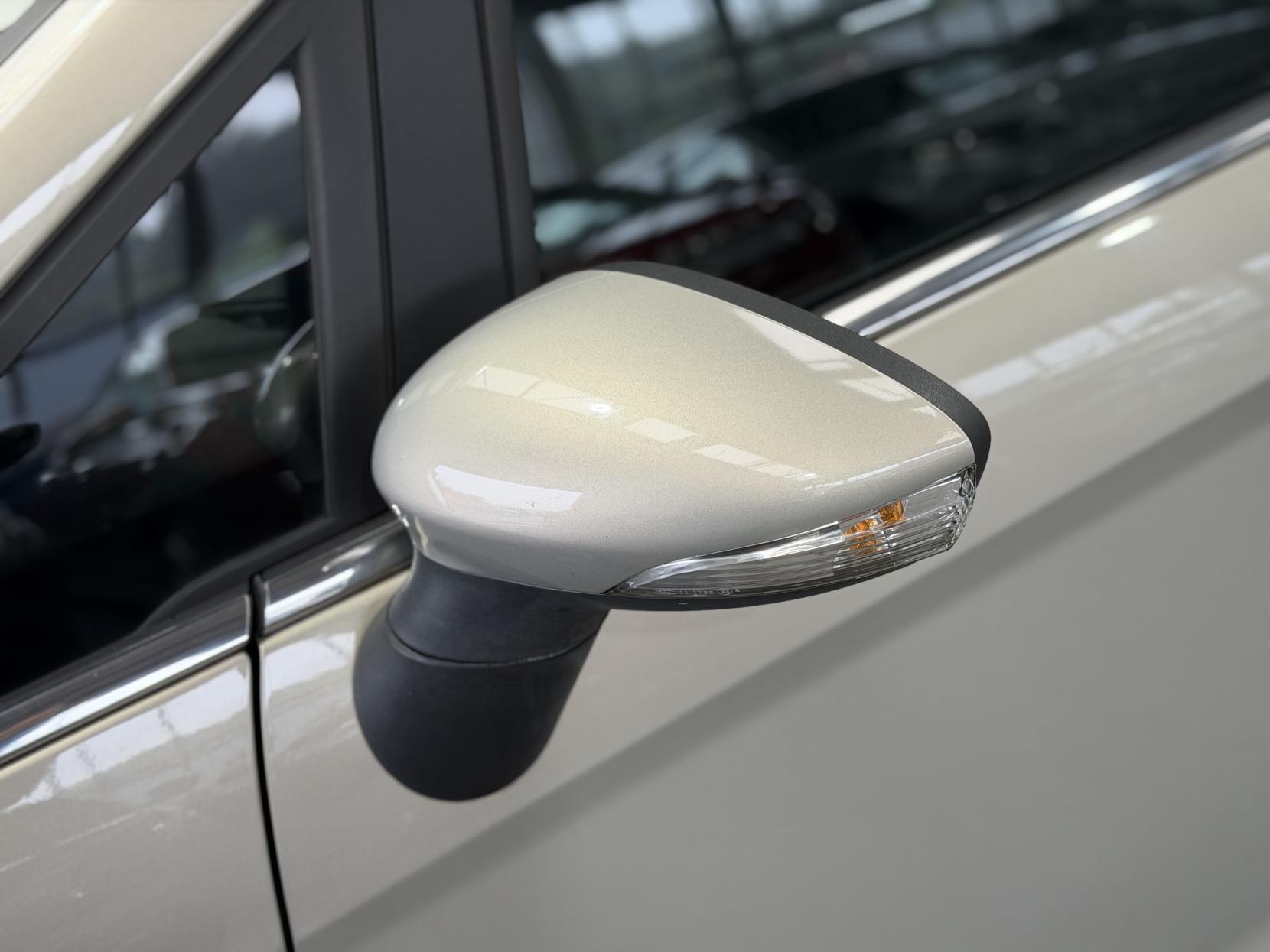 Ford B-Max - Image 14