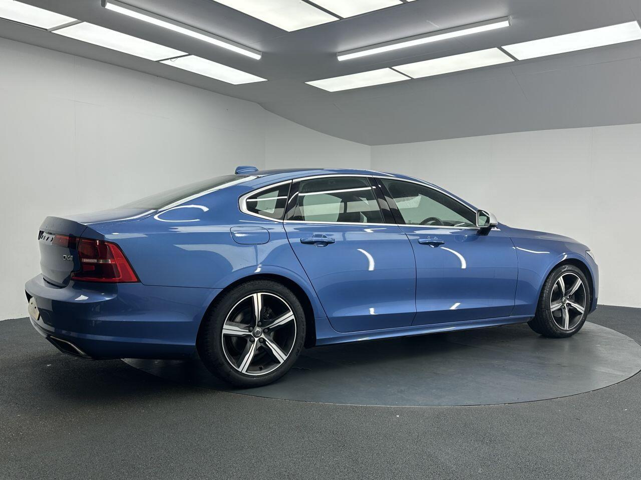 Volvo S90 - Image 9
