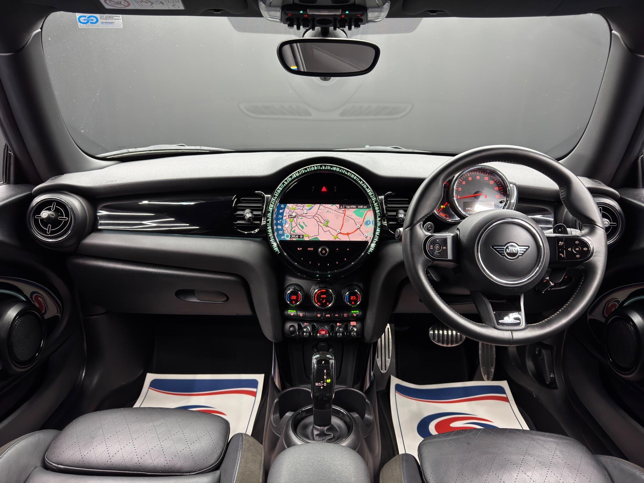 MINI Hatch - Image 10