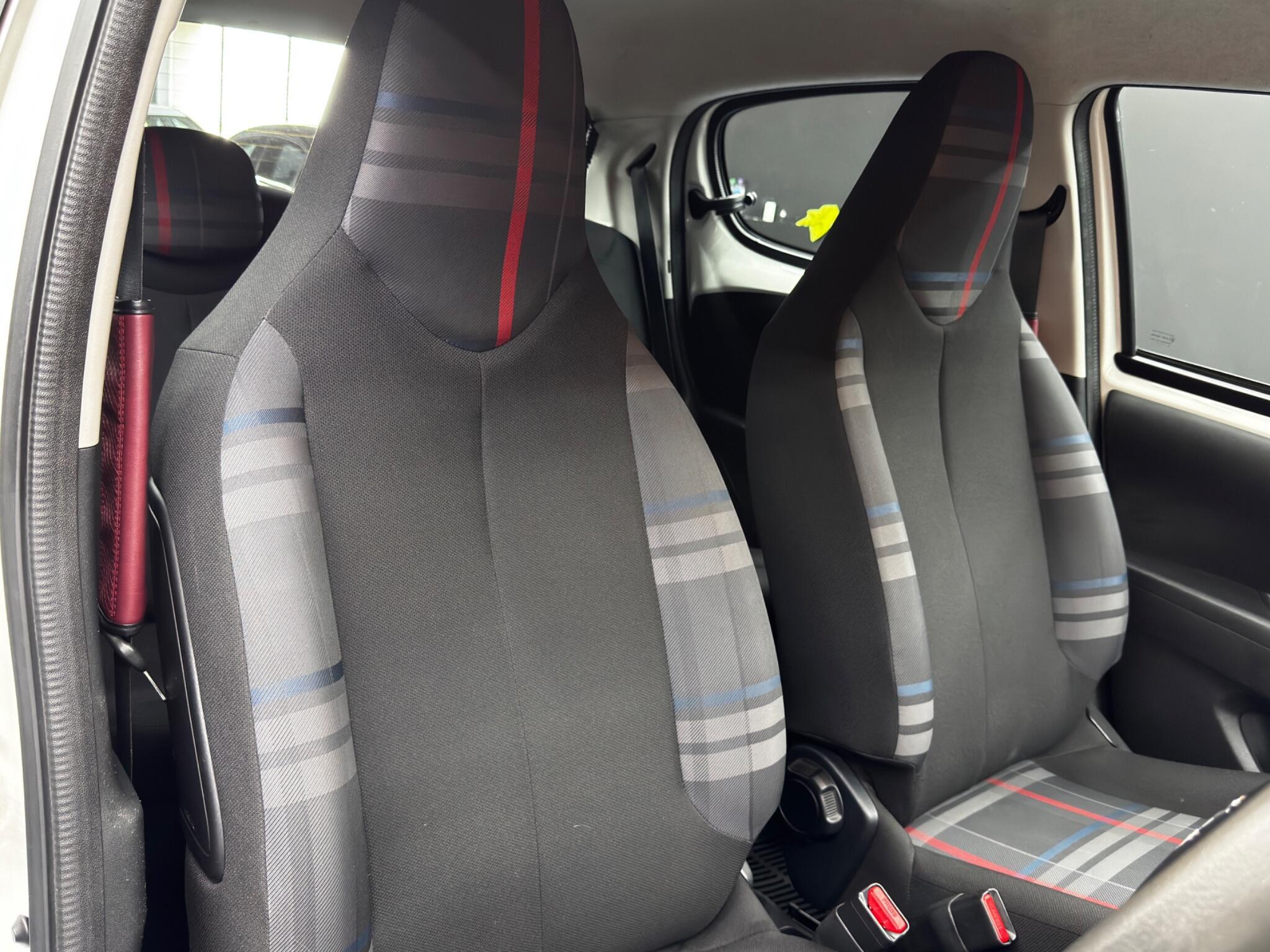Peugeot 108 - Image 12