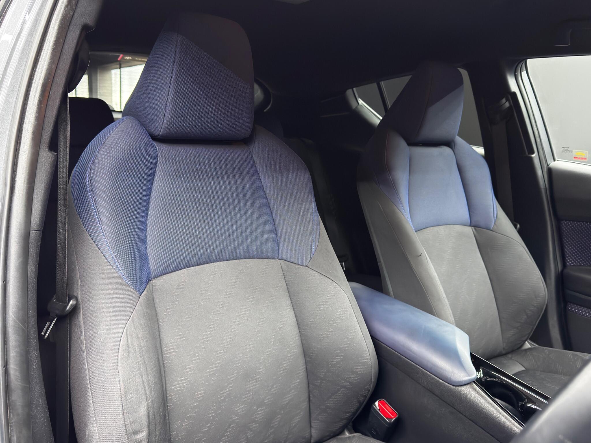 Toyota C-Hr - Image 12