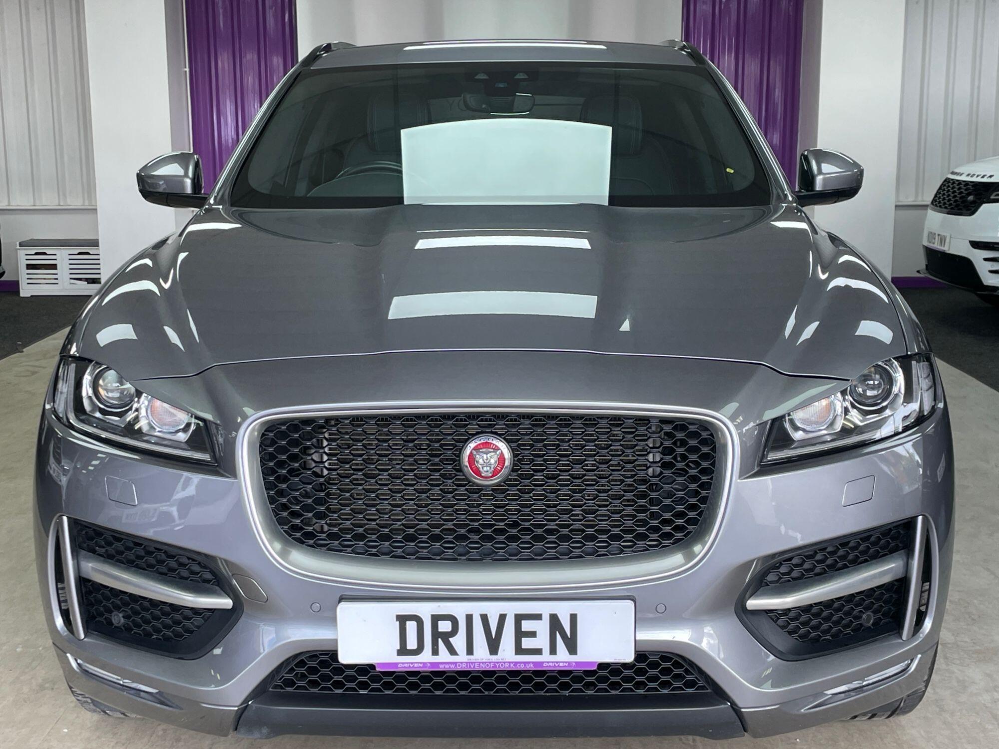 Jaguar F-Pace - Image 7
