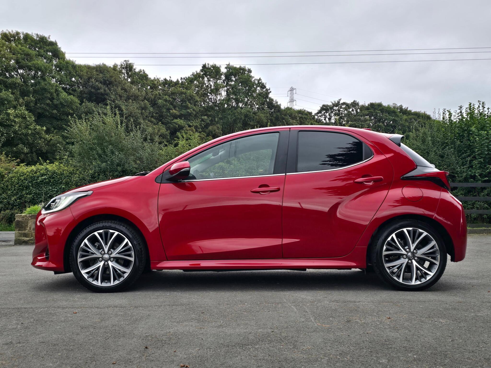 Toyota Yaris - Image 15