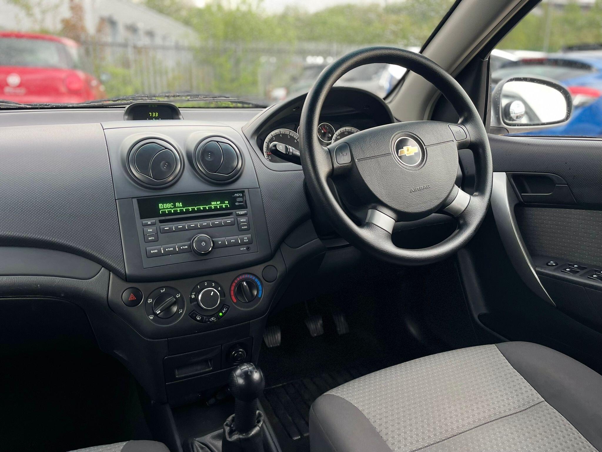 Chevrolet Aveo - Image 19