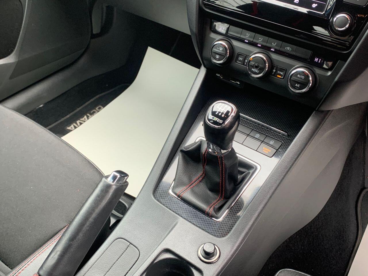 Skoda Octavia - Image 11