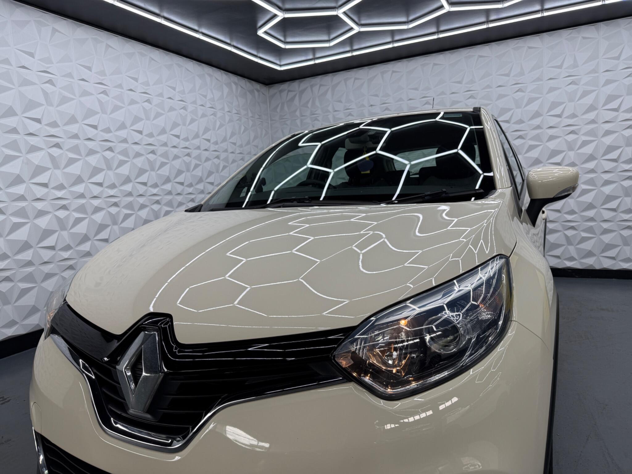 Renault Captur - Image 10