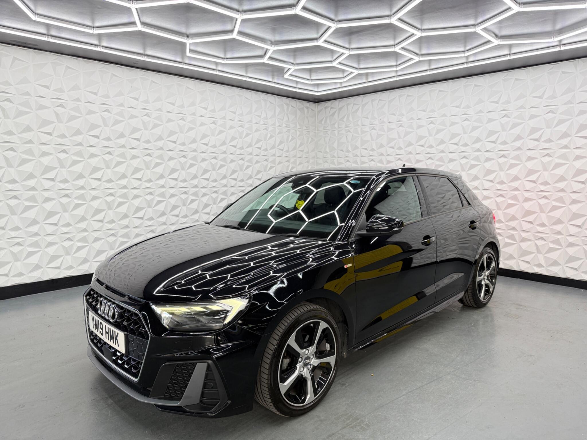 Audi A1 - Image 8