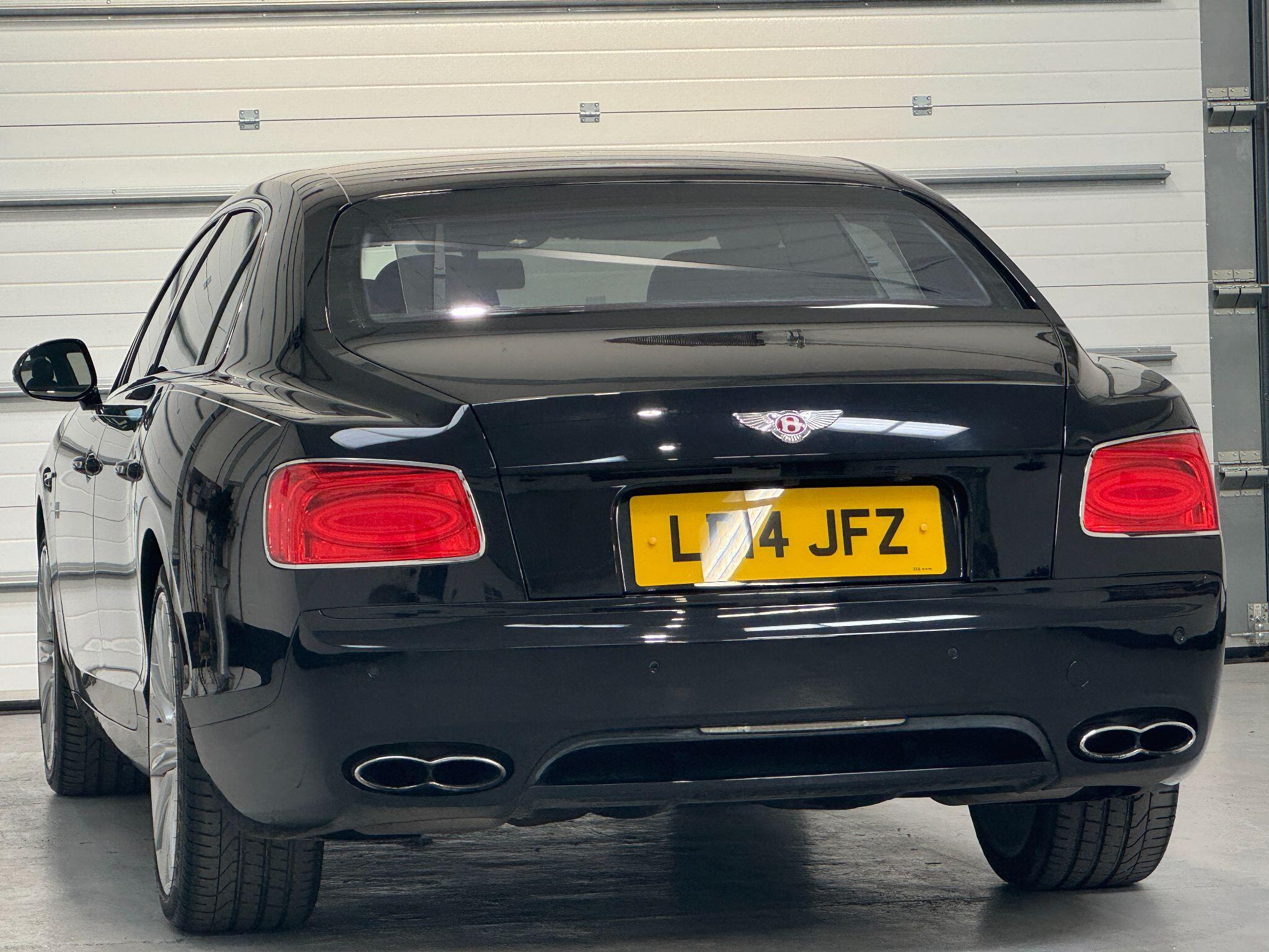 Bentley Flying Spur - Image 14