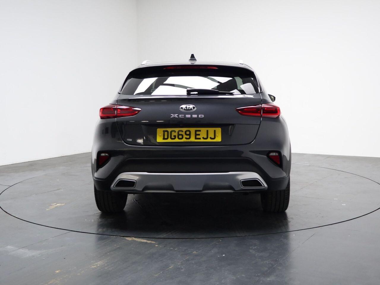 Kia XCeed - Image 11