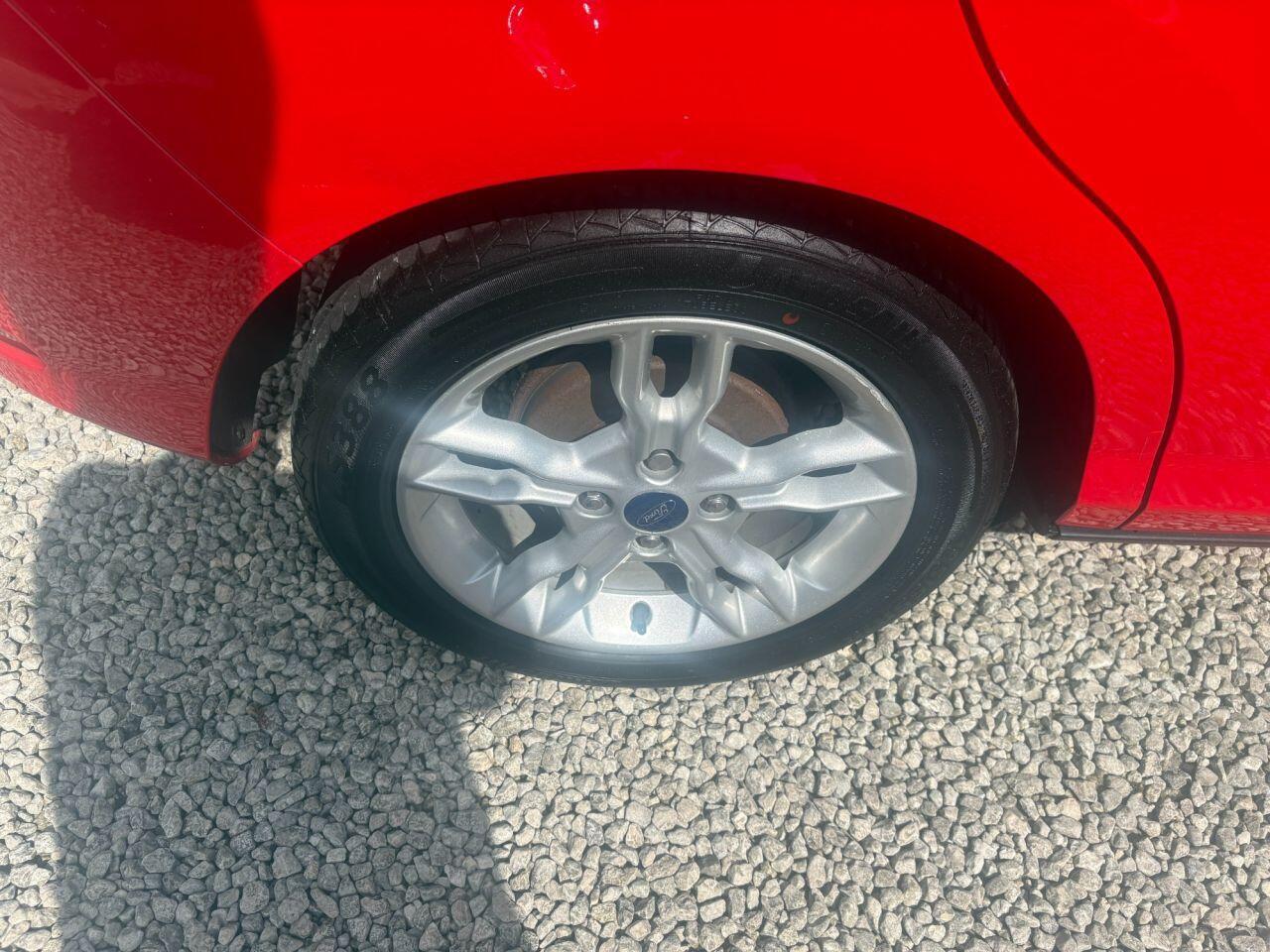 Ford B-Max - Image 18