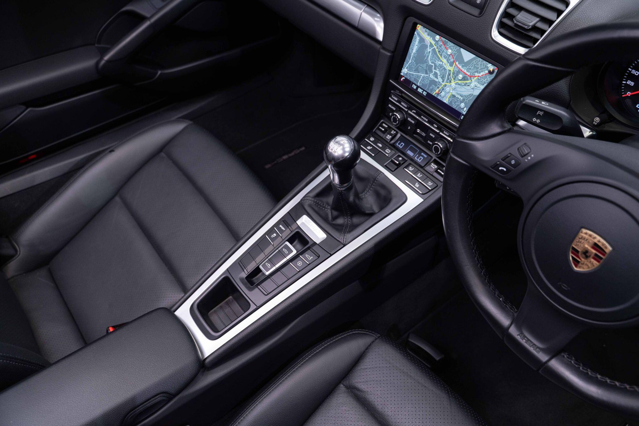 Porsche Boxster - Image 10