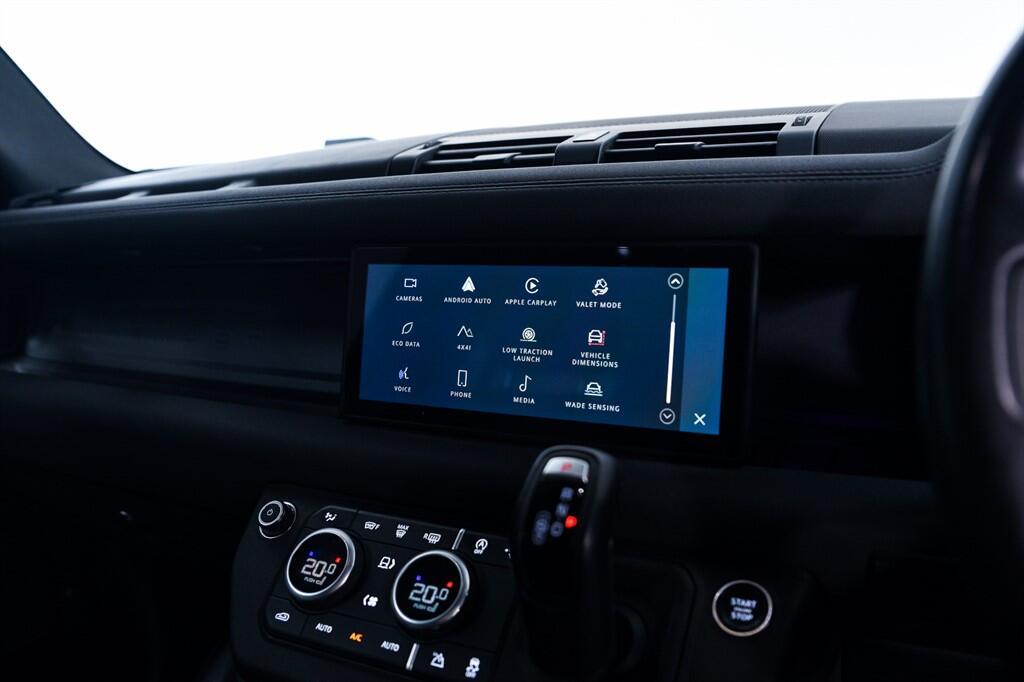 Land Rover Defender 90 - Image 21