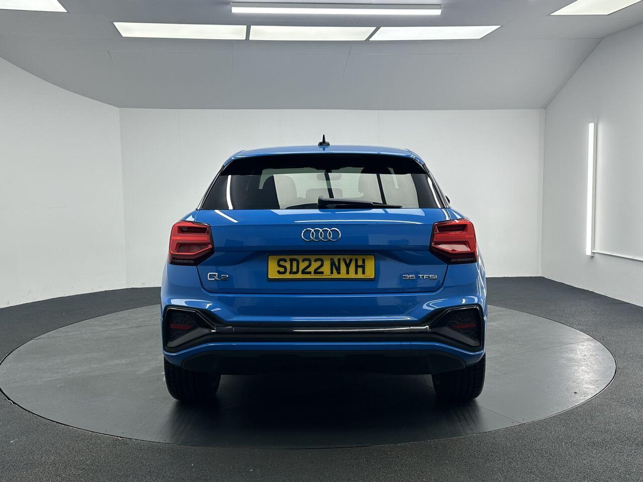 Audi Q2 - Image 8