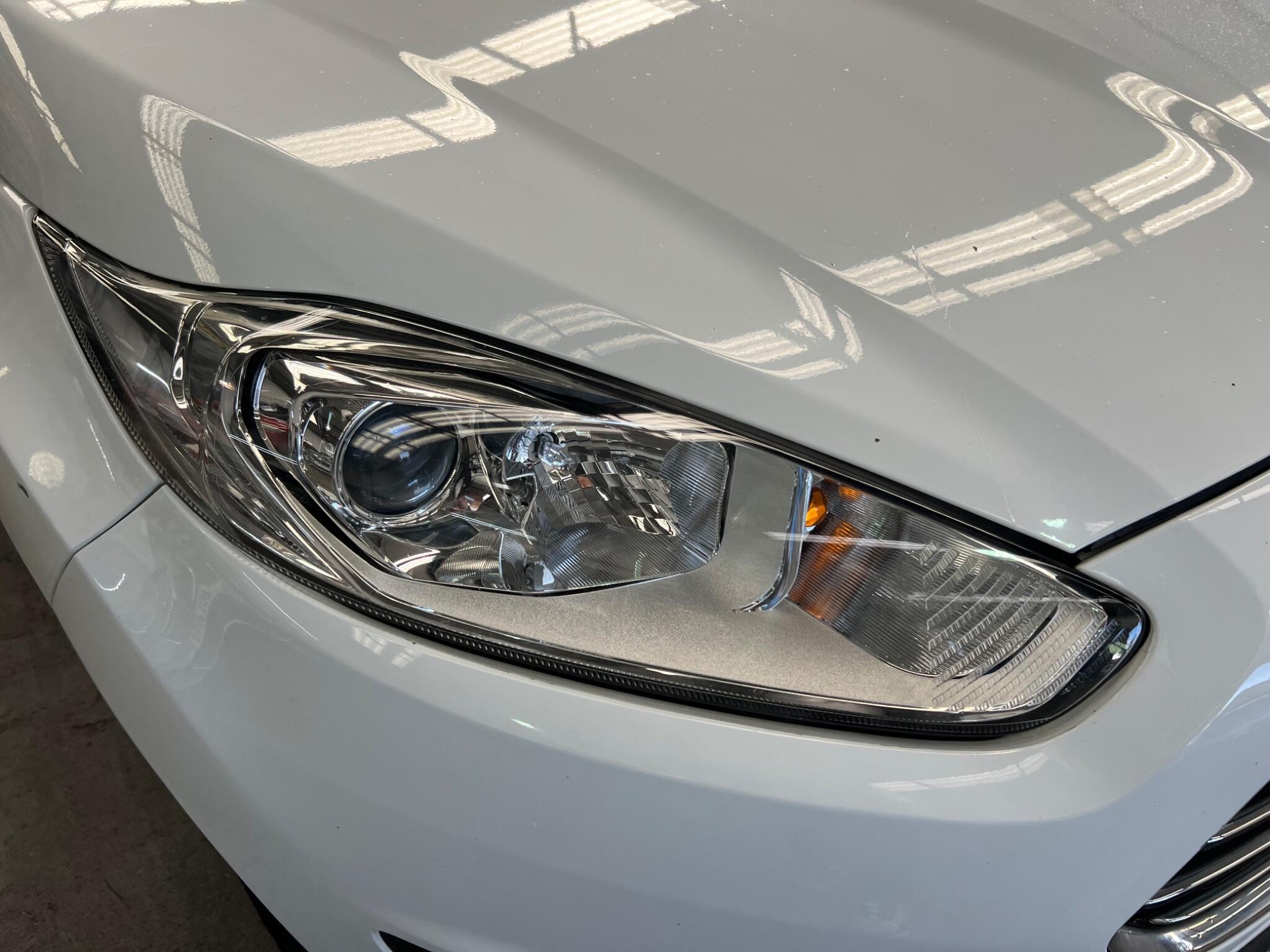 Ford Fiesta - Image 8