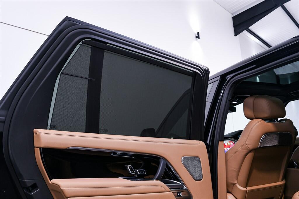 Land Rover Range Rover - Image 22