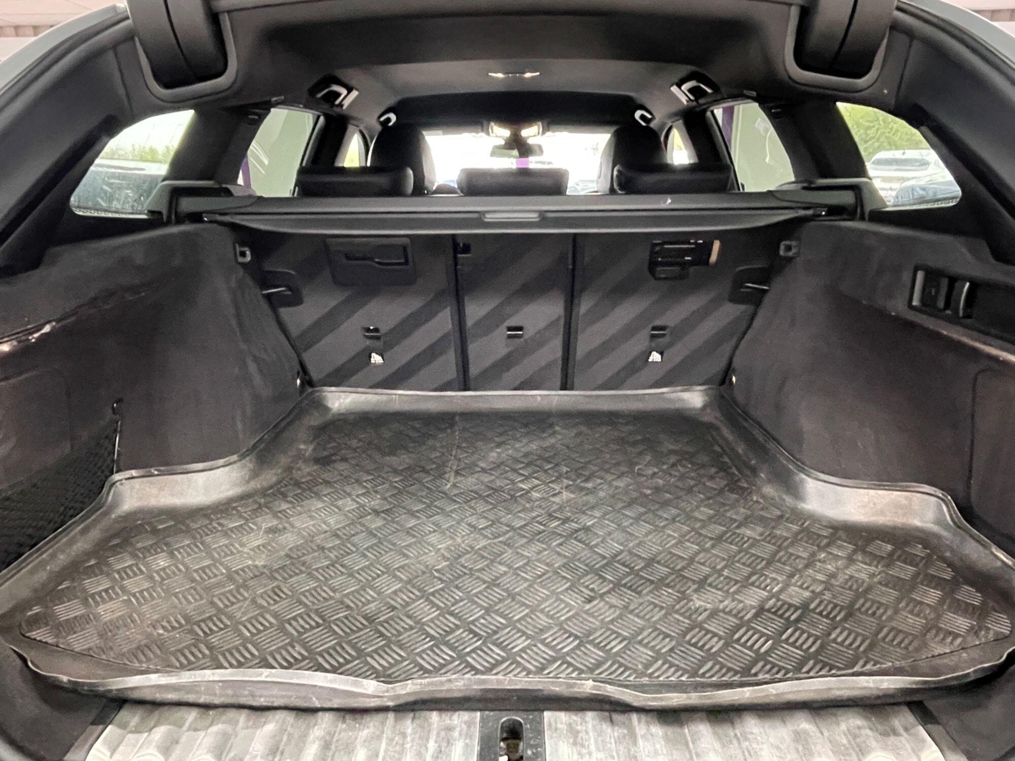 BMW 3 Series - Image 18