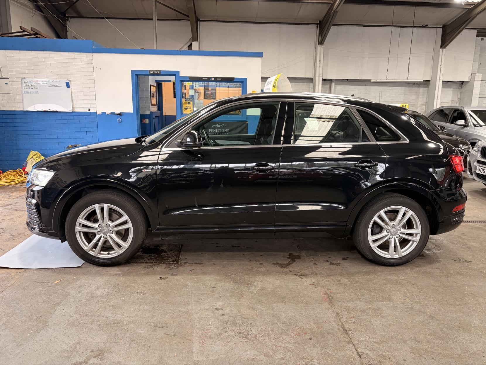 Audi Q3 - Image 4