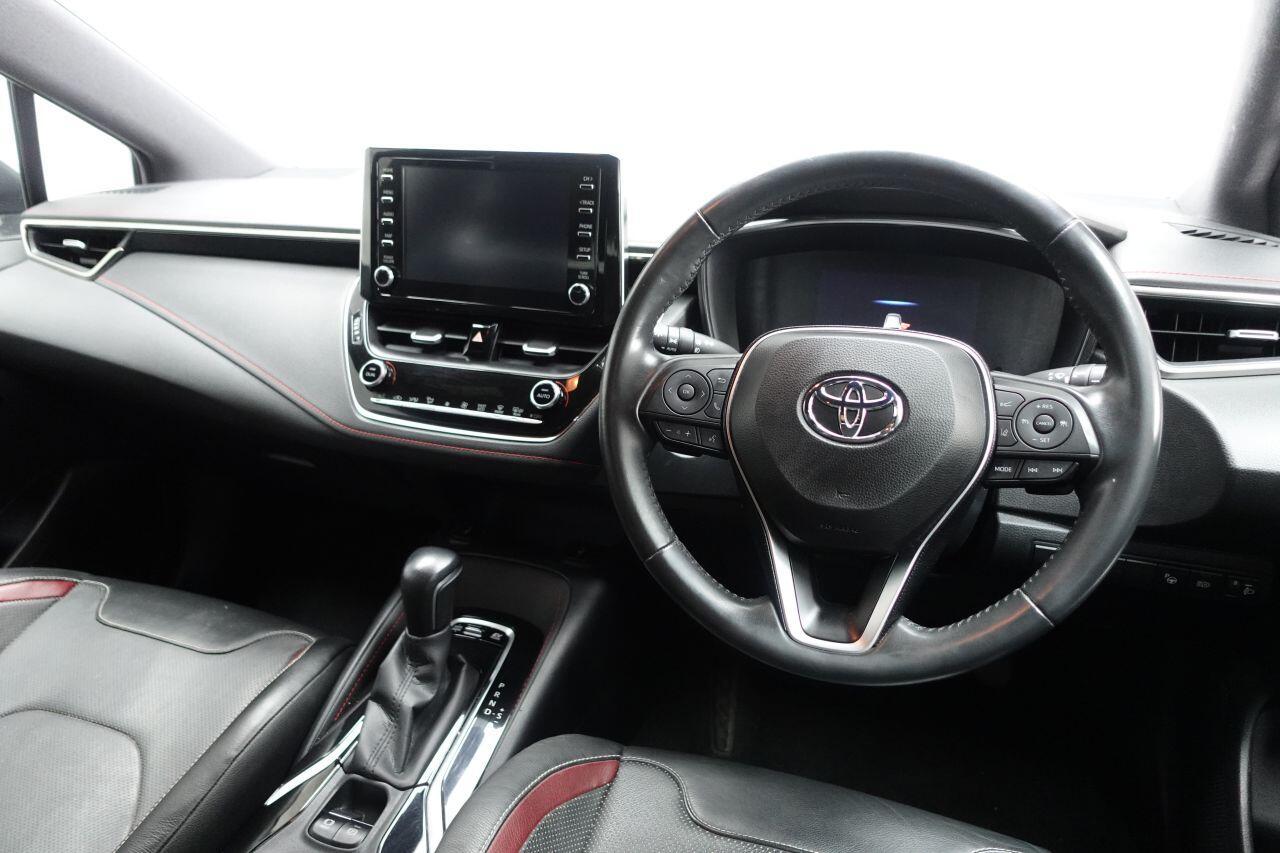 Toyota Corolla - Image 15