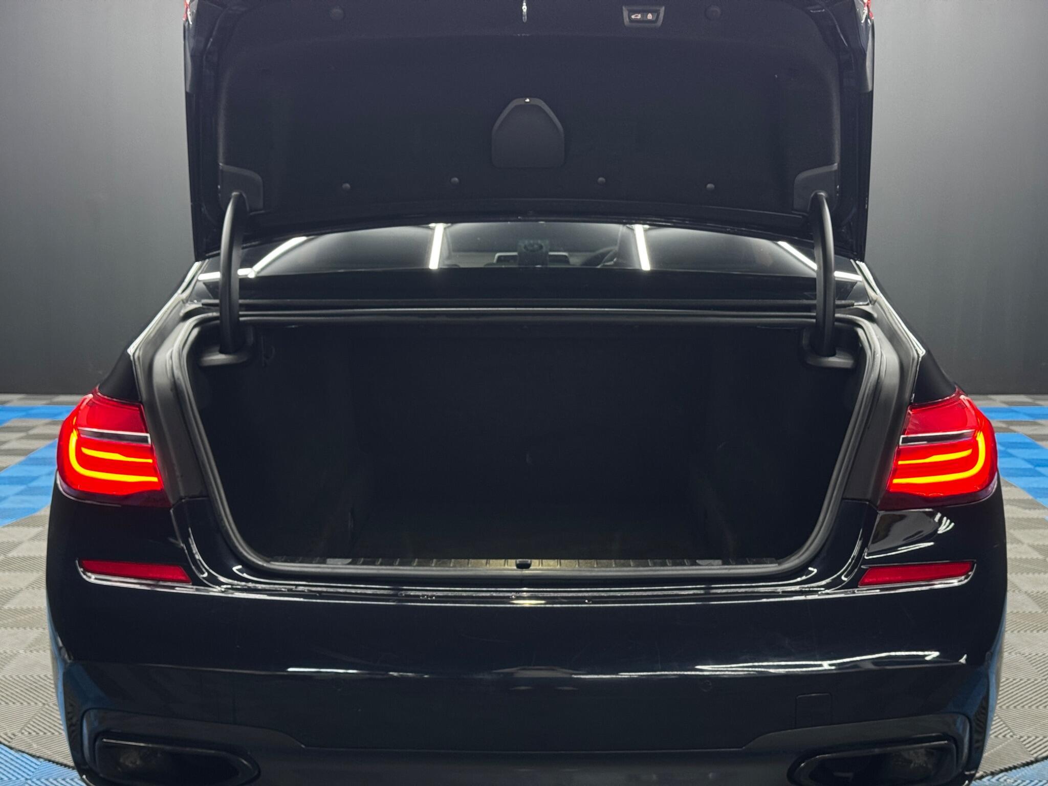 BMW 7 Series - Image 46