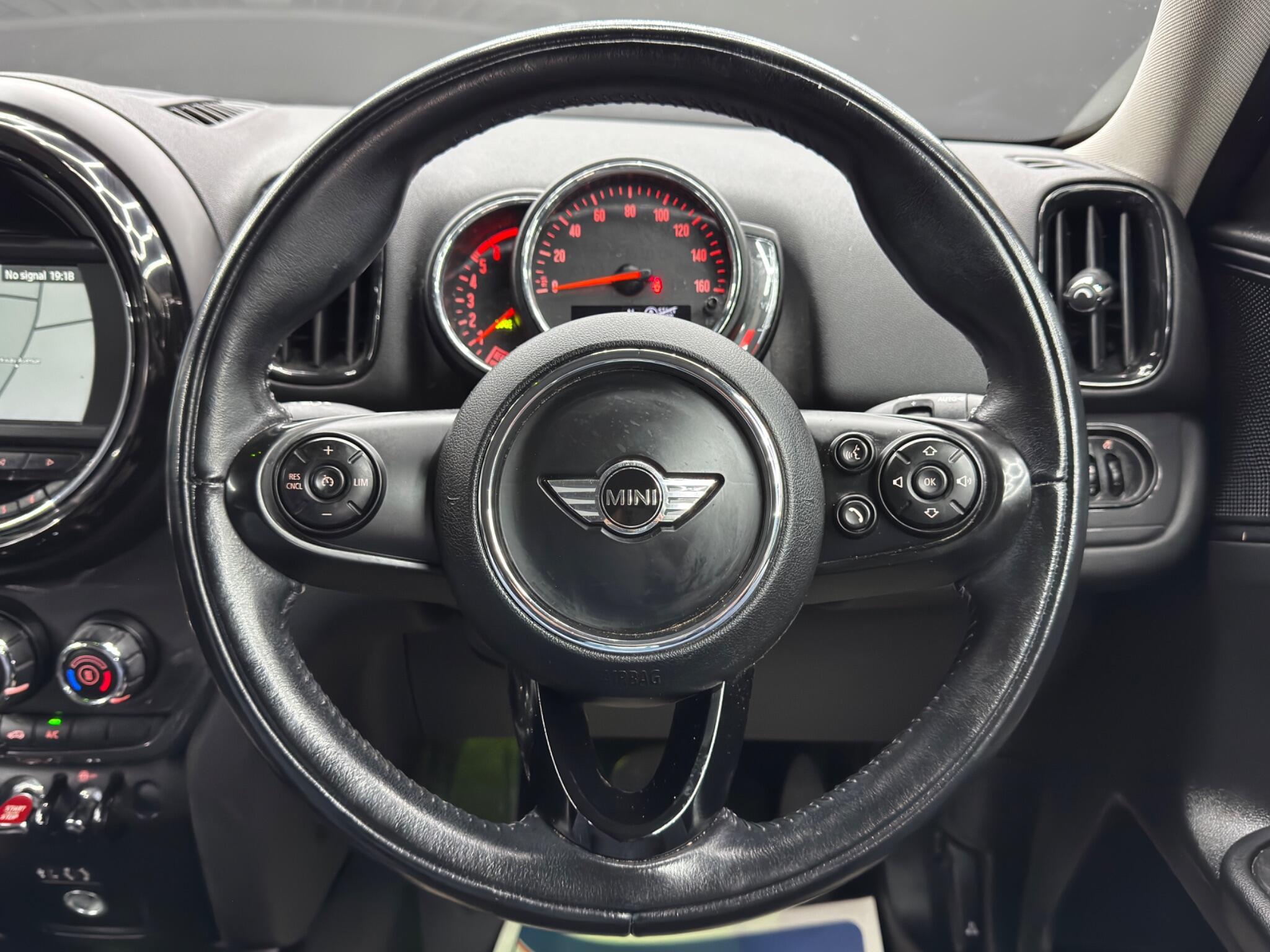 MINI Countryman - Image 19
