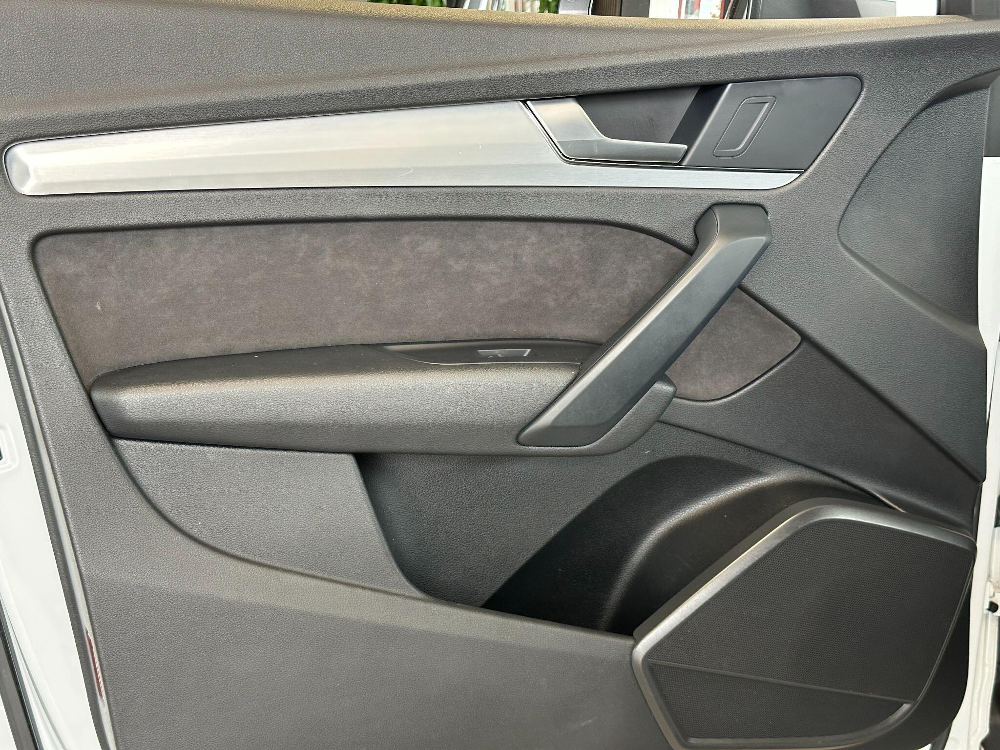 Audi Q5 - Image 17