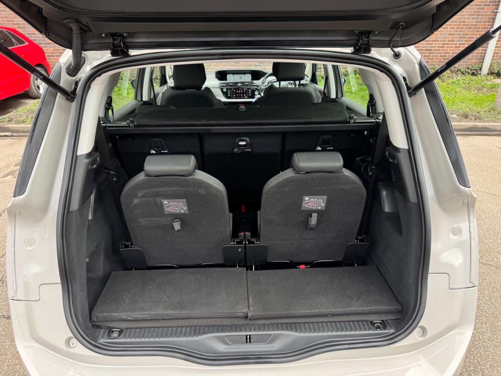 Citroen Grand C4 Picasso - Image 23