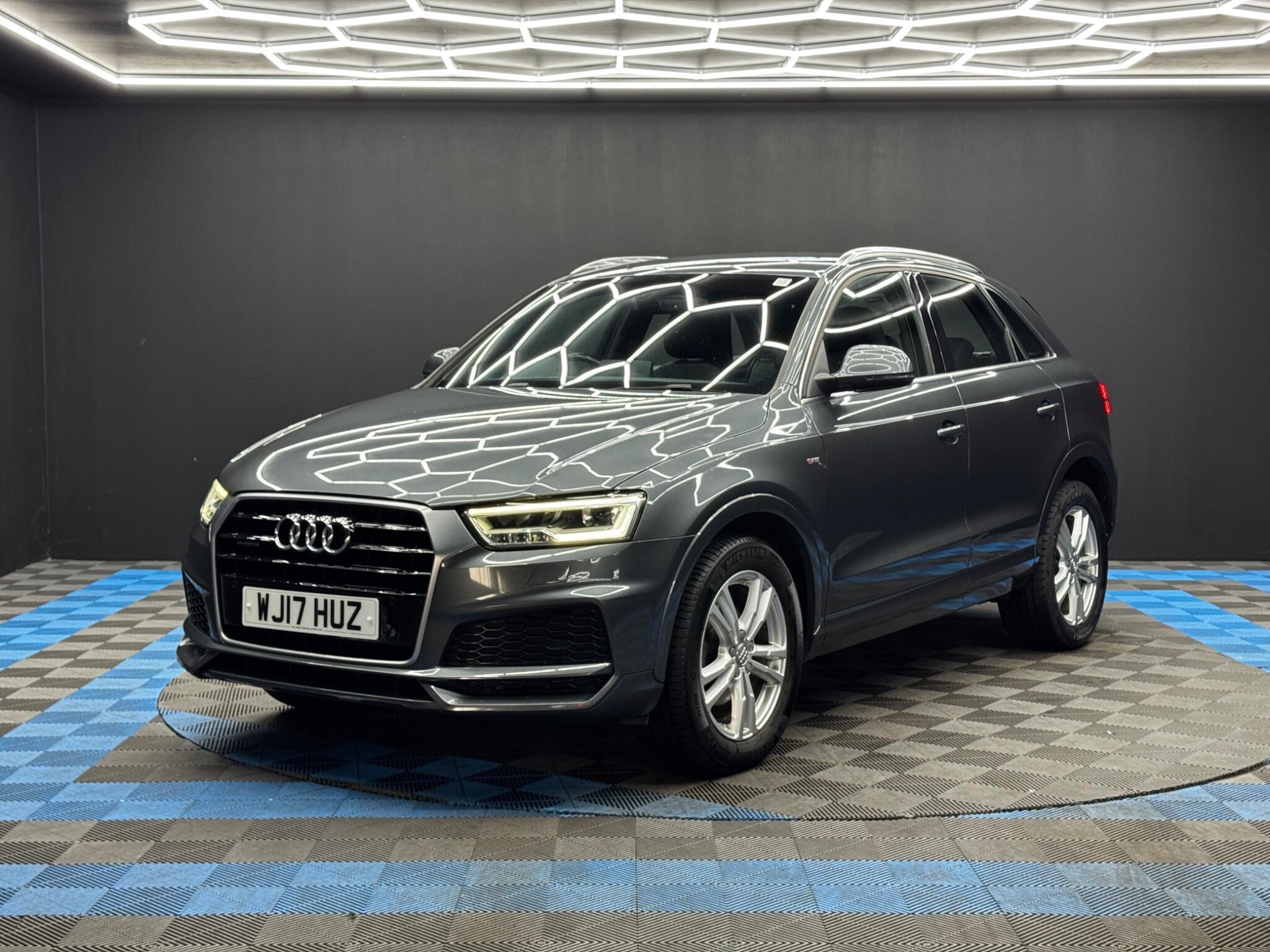 Audi Q3 - Image 3