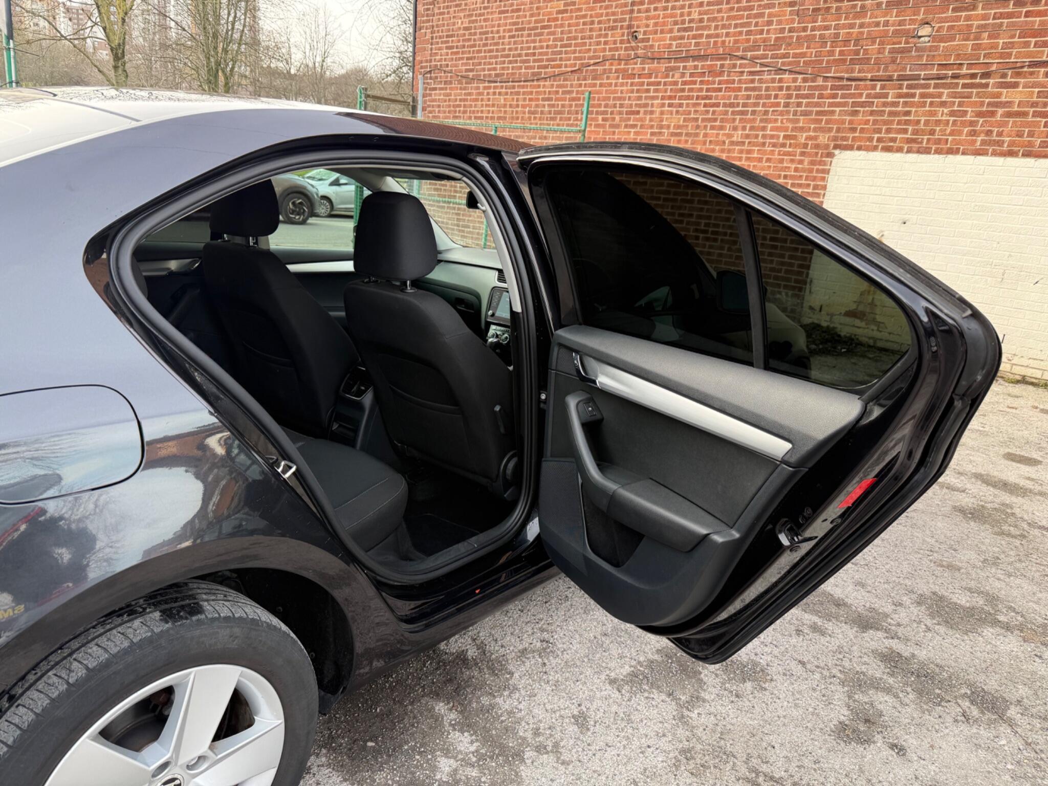 Skoda Octavia - Image 21