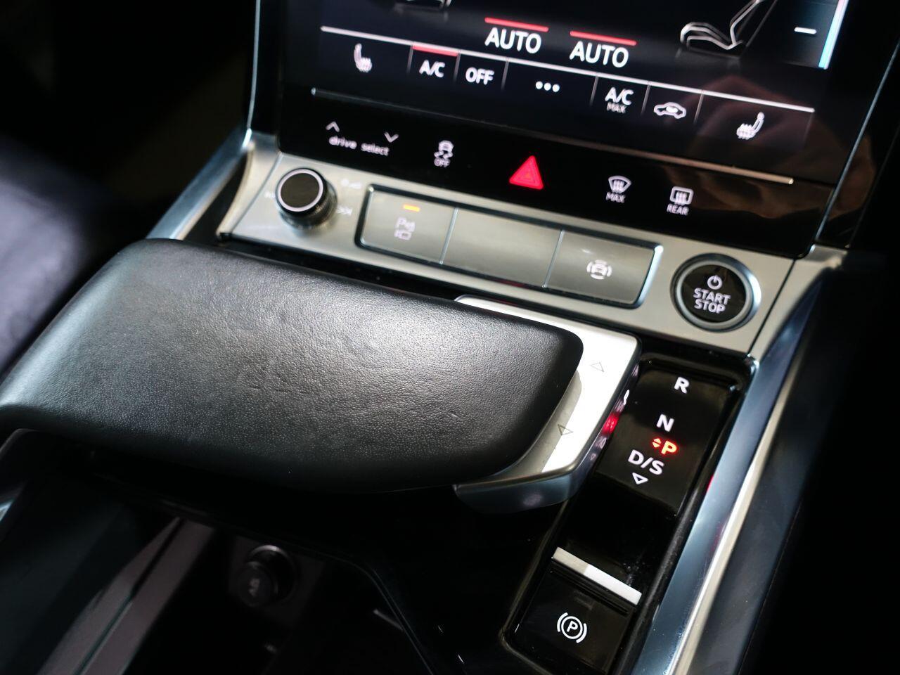 Audi E-Tron - Image 29