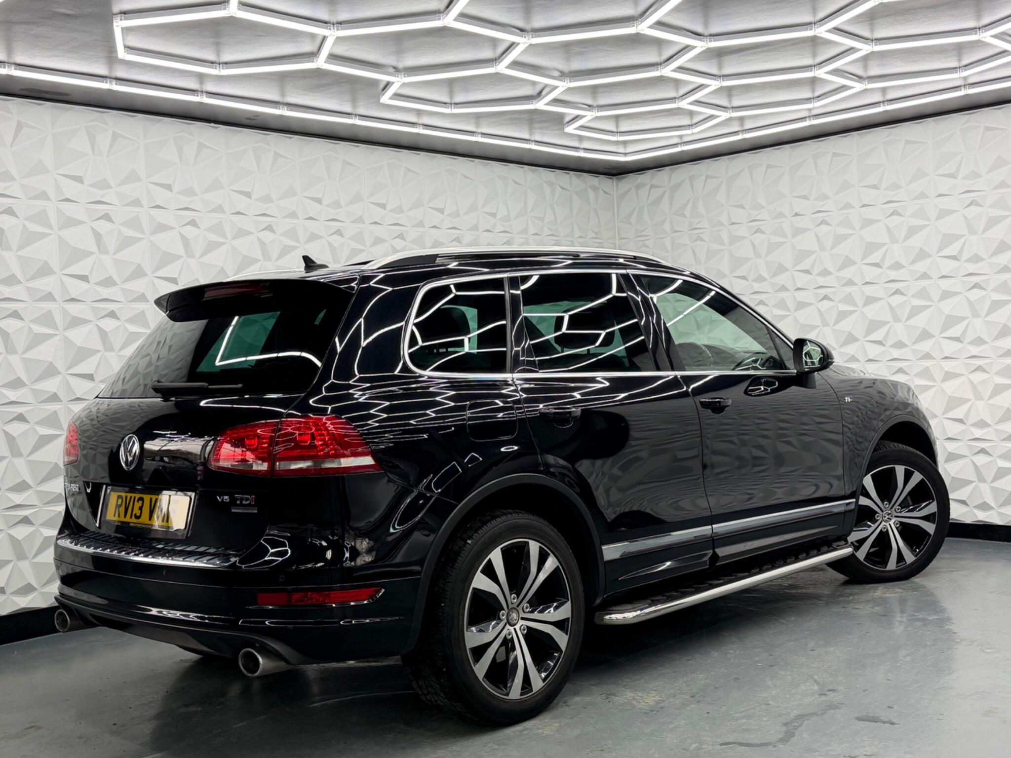 Volkswagen Touareg - Image 3