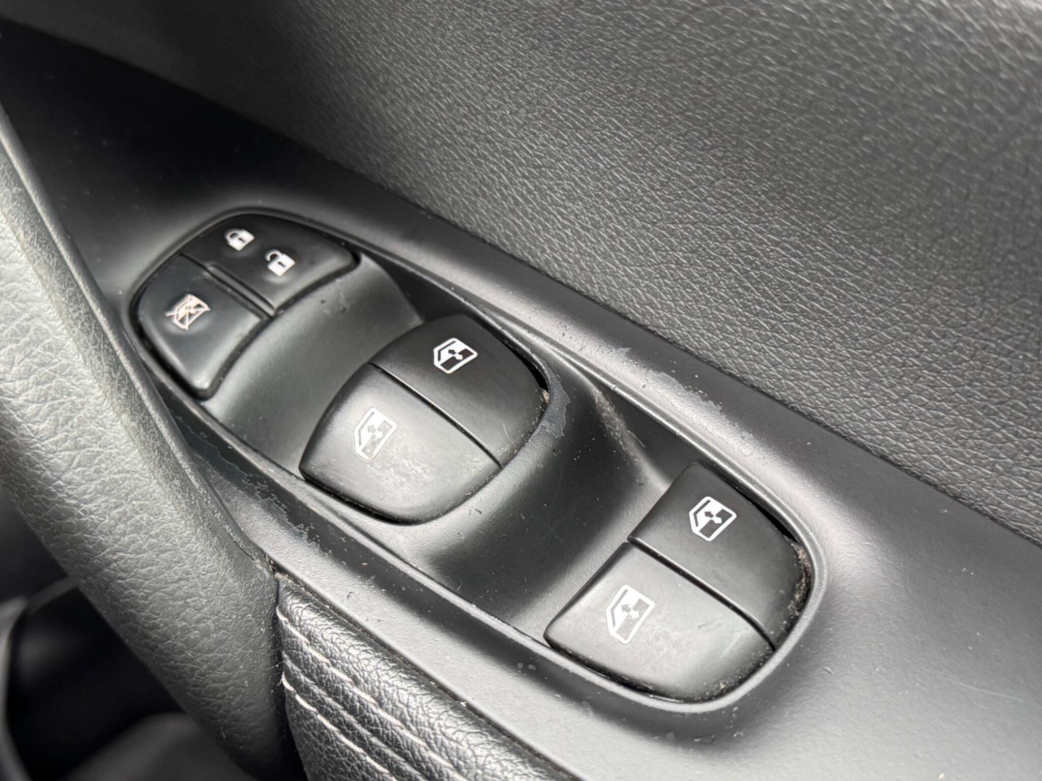 Nissan Qashqai - Image 42