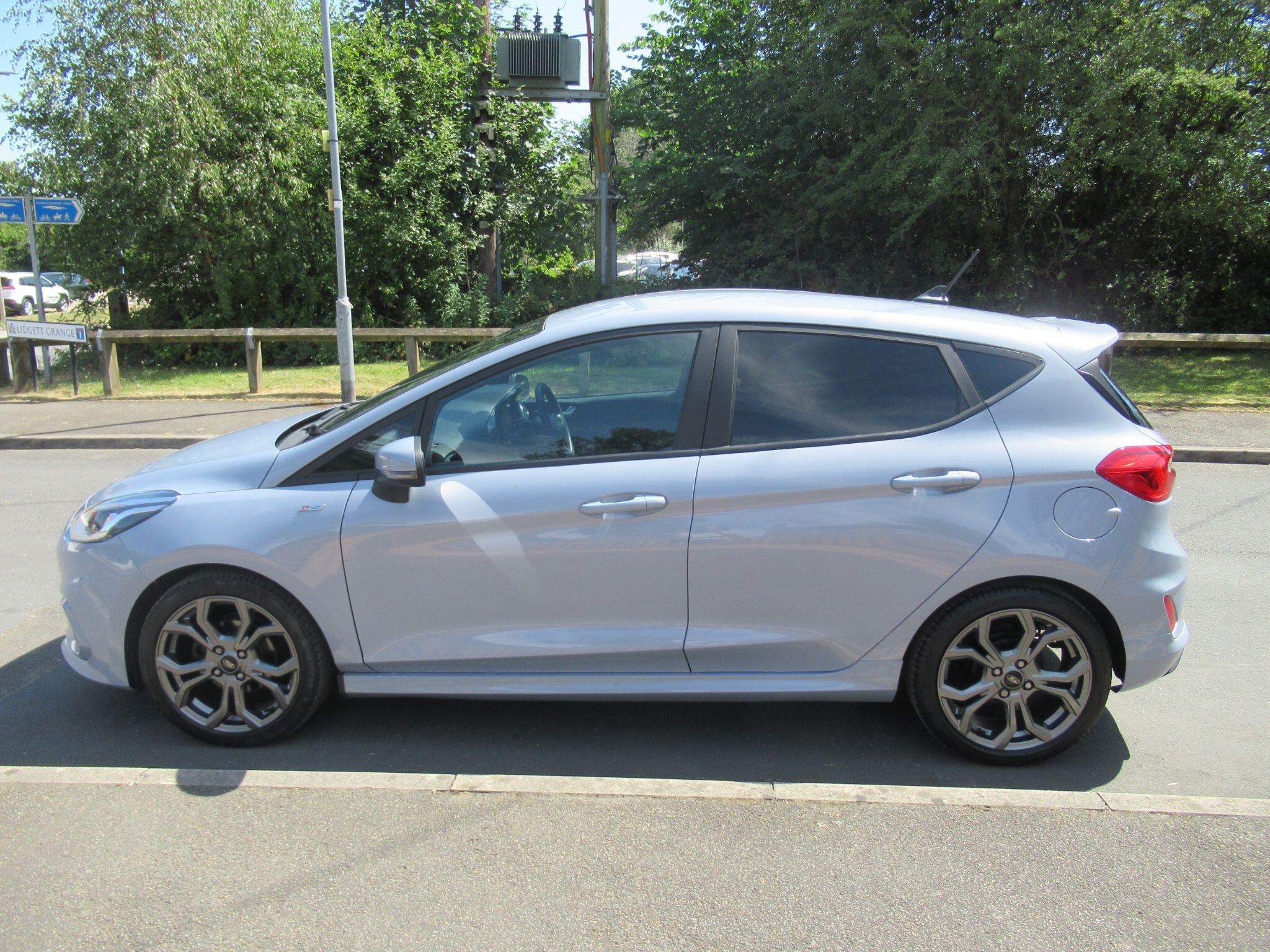 Ford Fiesta - Image 7