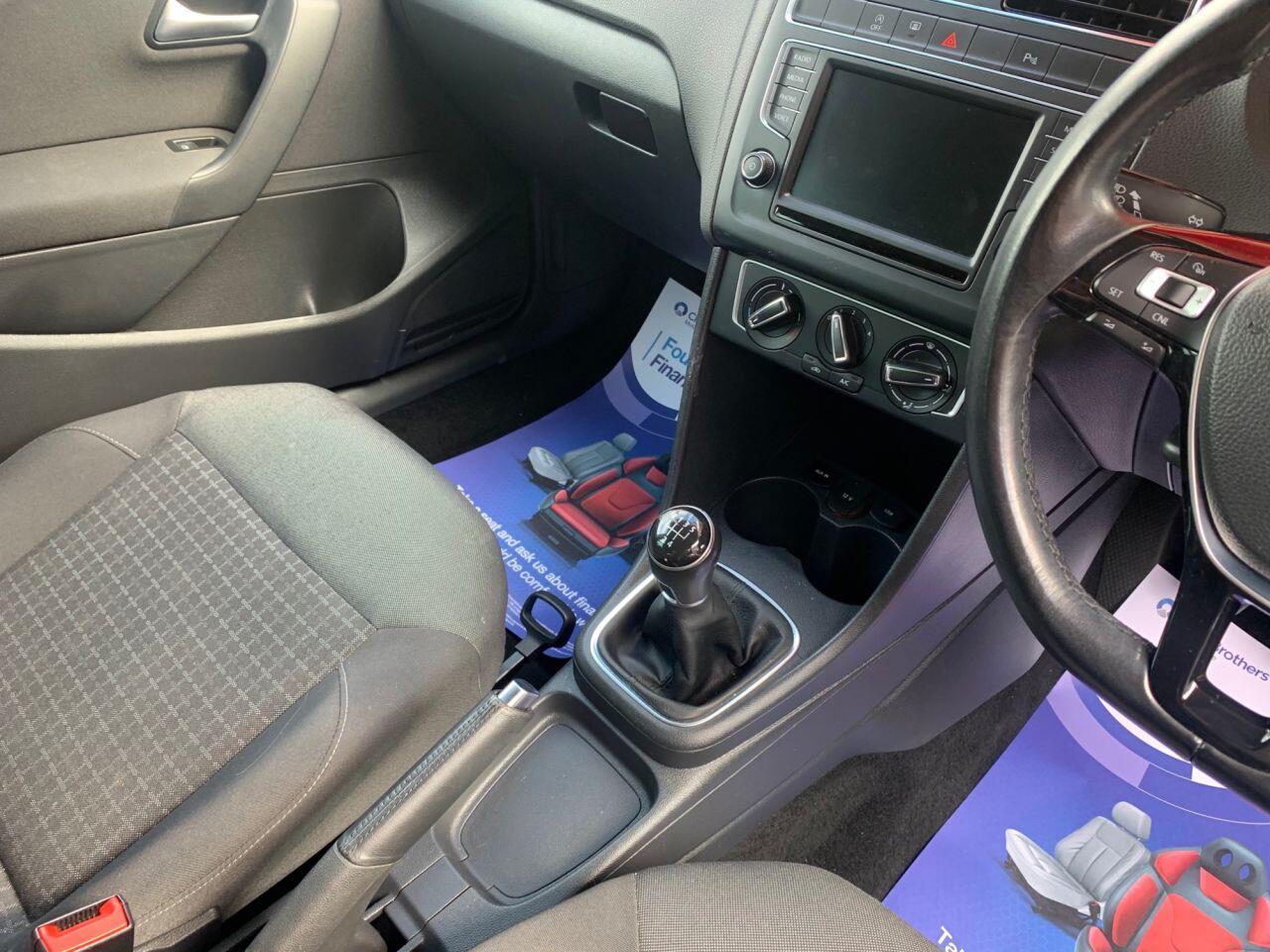 Volkswagen Polo - Image 23