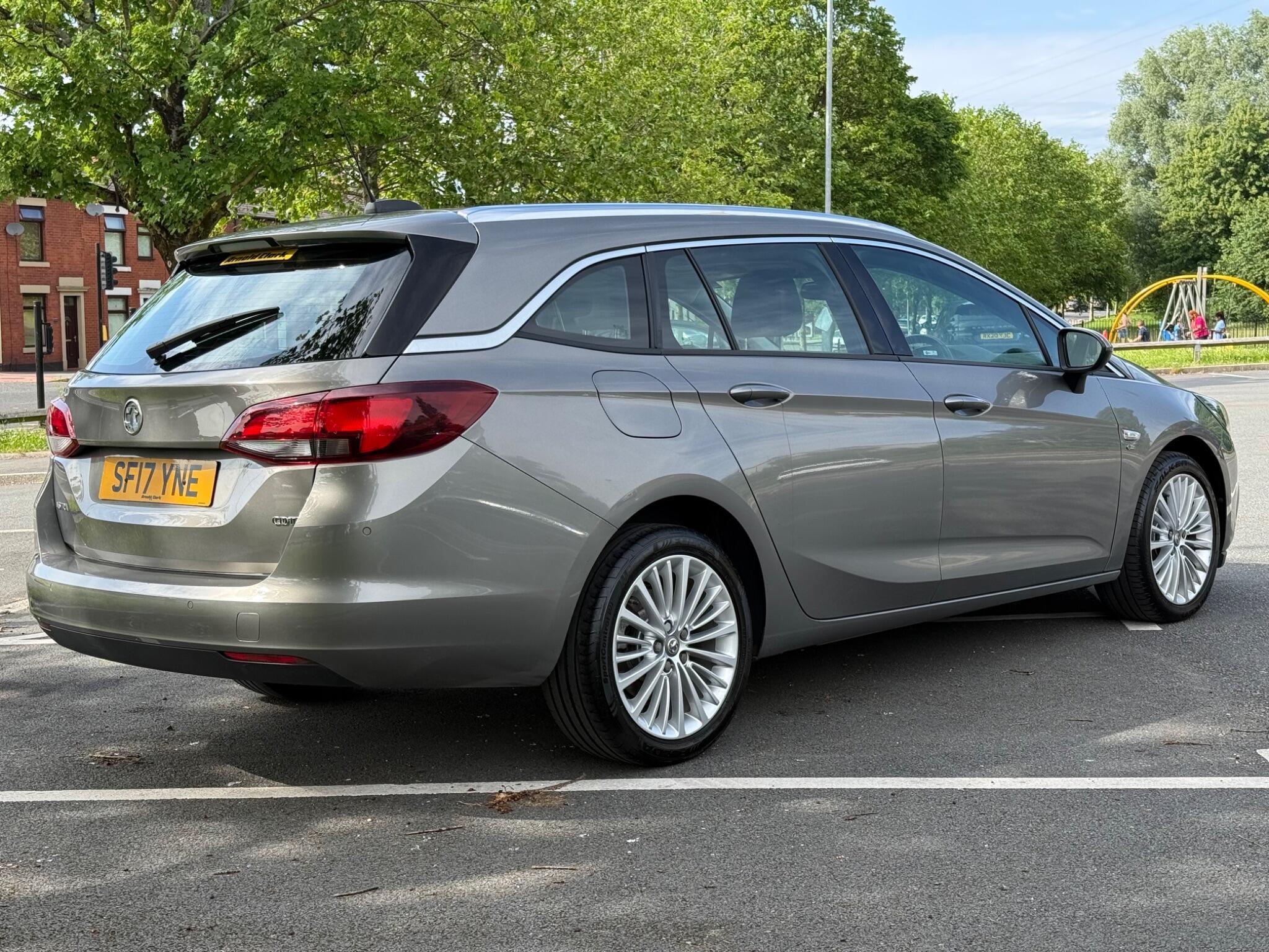 Vauxhall Astra - Image 8