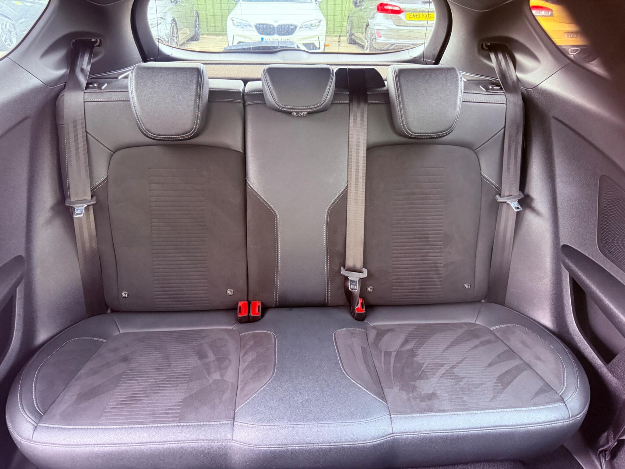 Ford Fiesta - Image 15