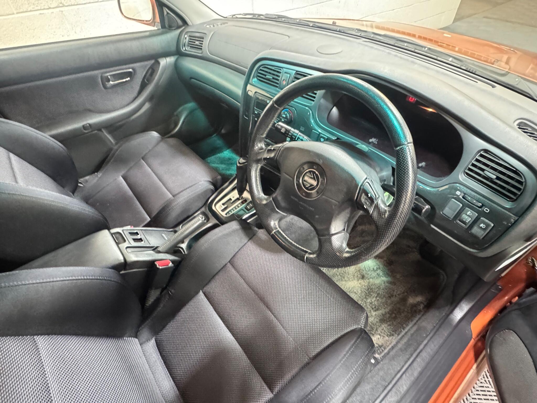 Subaru Legacy - Image 9