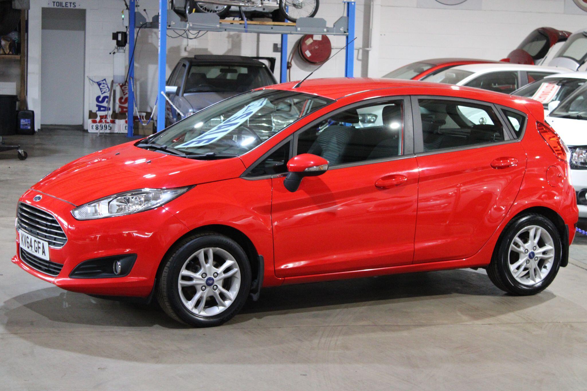 Ford Fiesta - Image 11