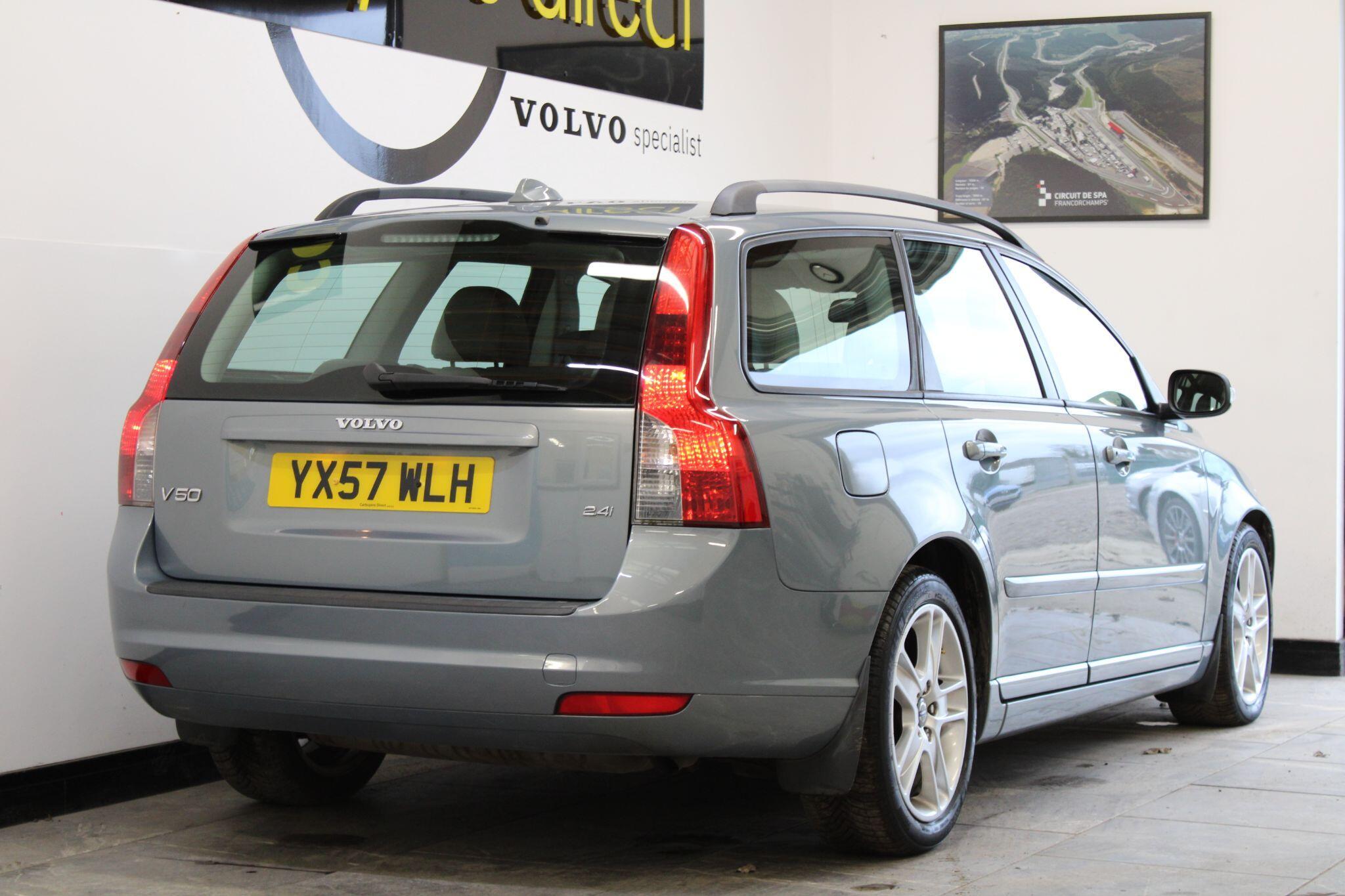 Volvo V50 - Image 12