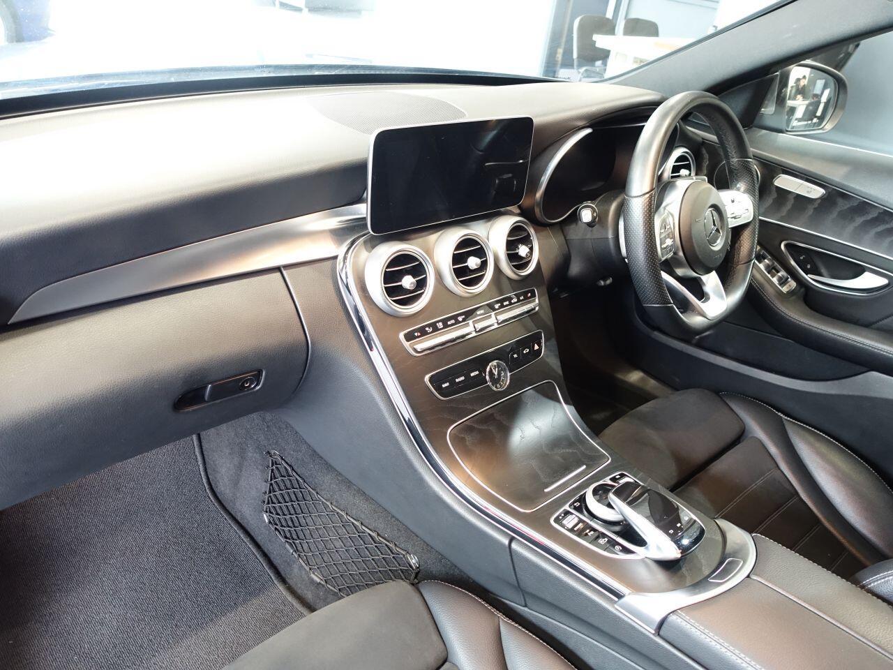 Mercedes-benz C-CLASS - Image 11